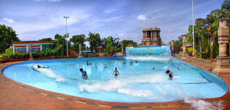 resort wave pool